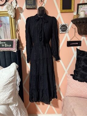 Elan Black Long-Sleeve Tiered Midi Dress with Metallic Thread